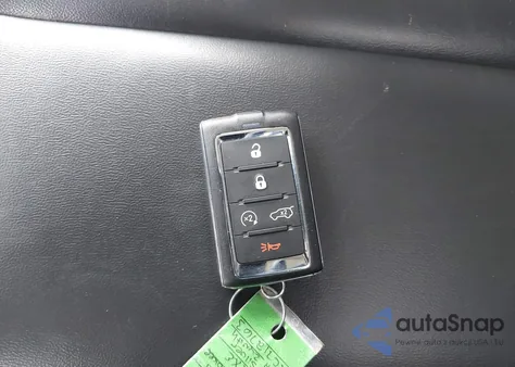 2024 Jeep Grand Cherokee 4Xe z USA, uszkodzony, nr VIN 1C4RJYB65RC712763